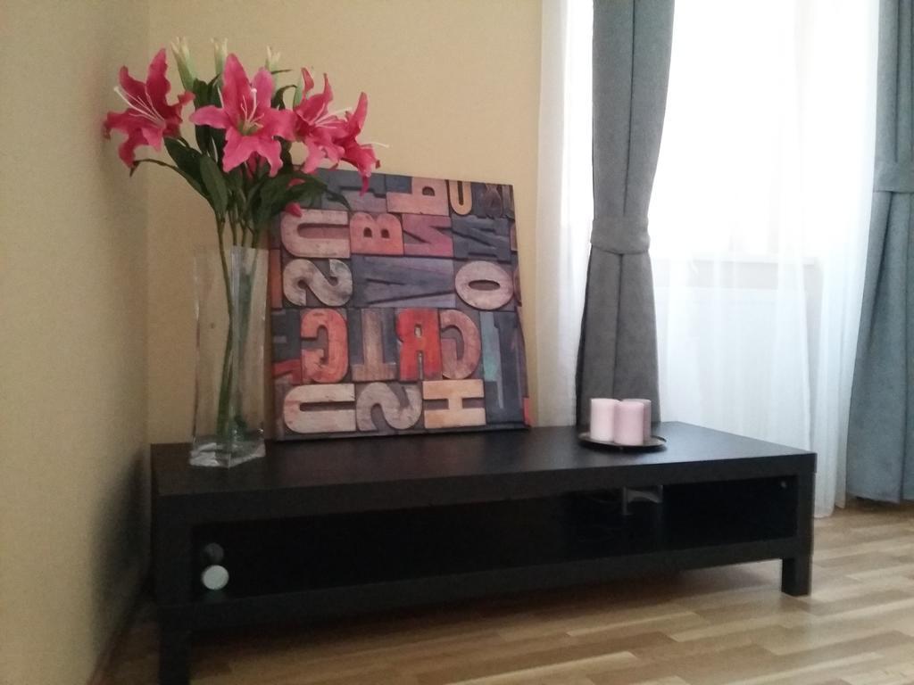 Apartment Vltavska B Прага Екстер'єр фото